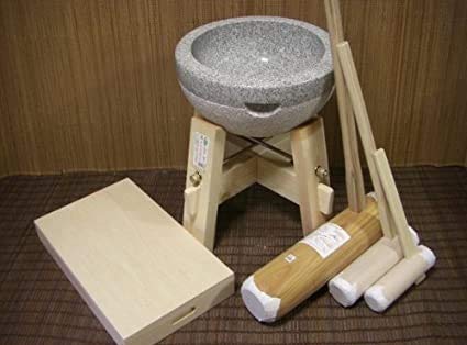 Amazon | 餅つき道具 二升用臼 木台・杵L・子供用杵大小2本・餅箱
